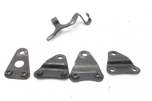 Konvolut haltebleche suzuki - haltebleche,